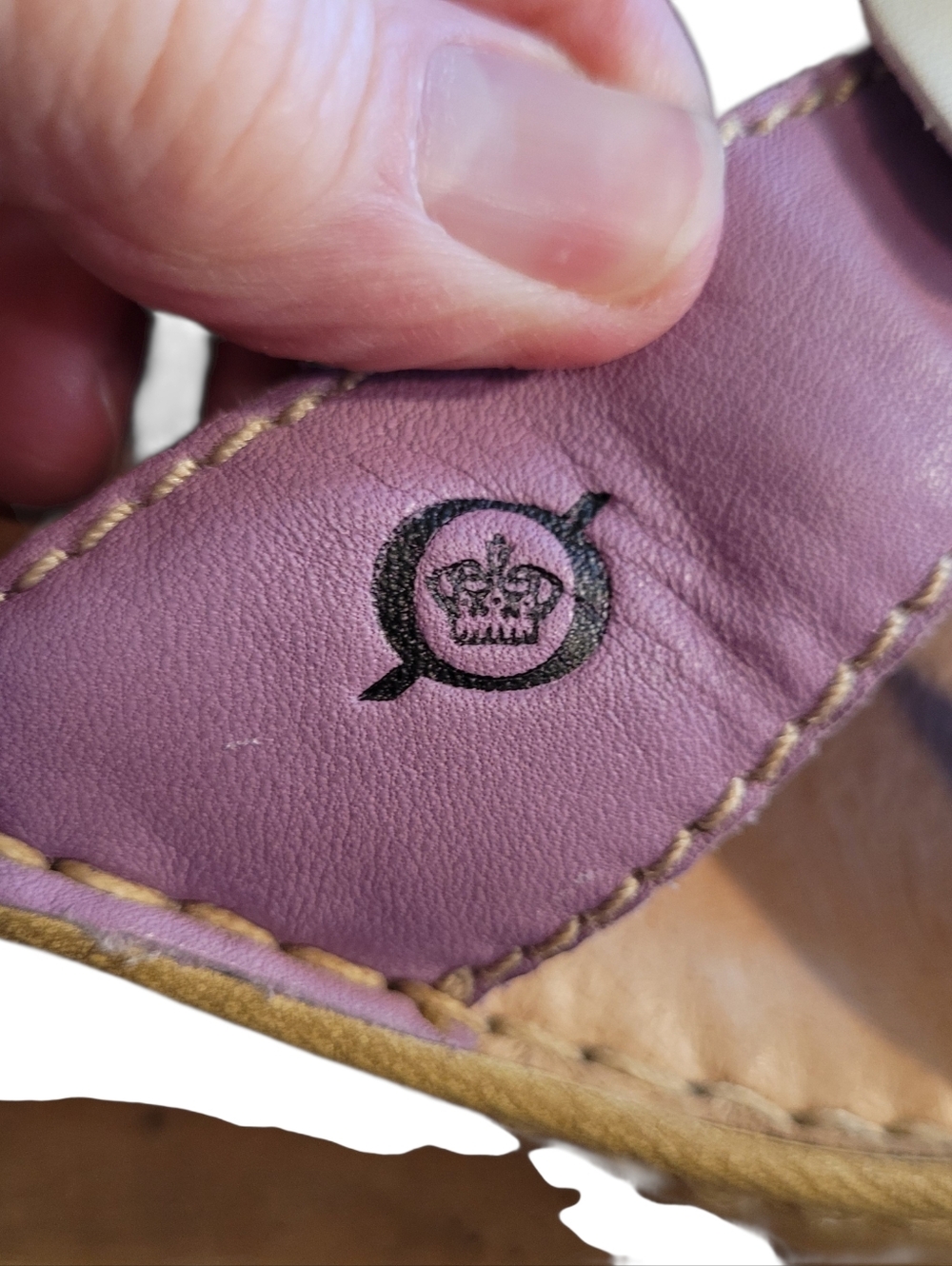 Born Azalea lavender flower leather sandals- 7.          A68 - Picture 6 of 8